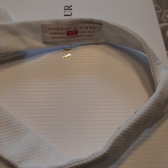 Carrot & Gibbs Bow Tie - Picture 3 of 6